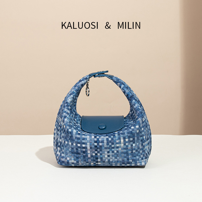 French Minimalist Niche Design Nylon Gradient Blue Handbag Exquisite Small Lightweight Shoulder Crossbody Lunch Box Bag
