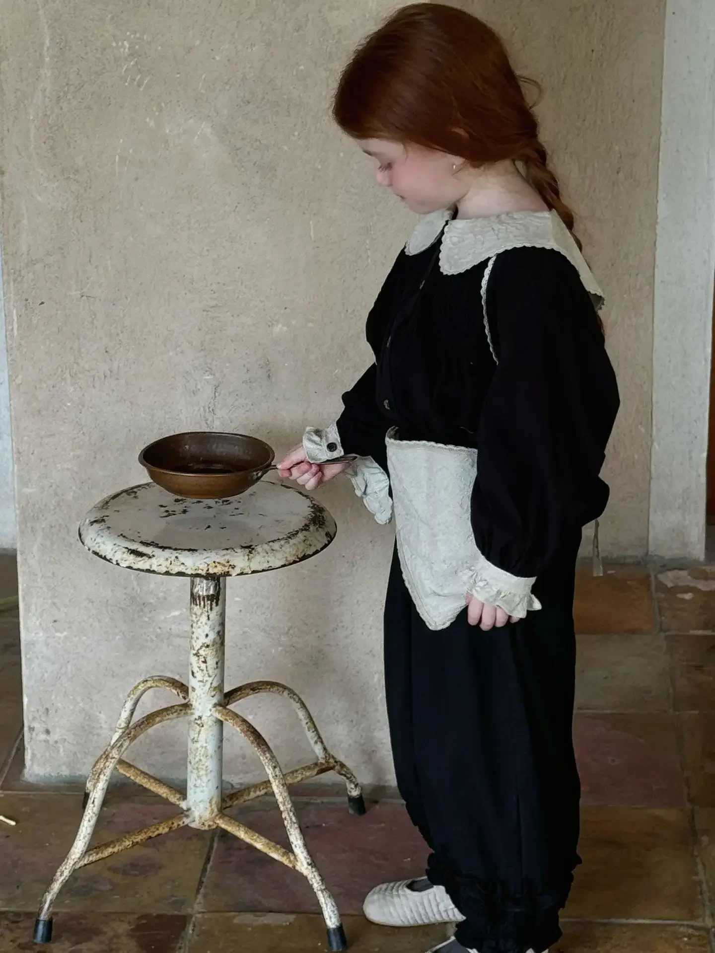 two pcs set2024 new arrive baby girl clothes Cotton and linen black shirt blouse for girls white blouse baby girl clothes C251007