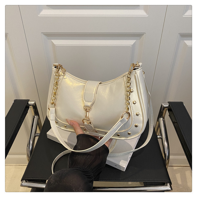 Womens Shoulder Bag Hobo Bag Fashionable Elegant Simple Personalized Versatile Cow Print For Date Daily Shopping 250714