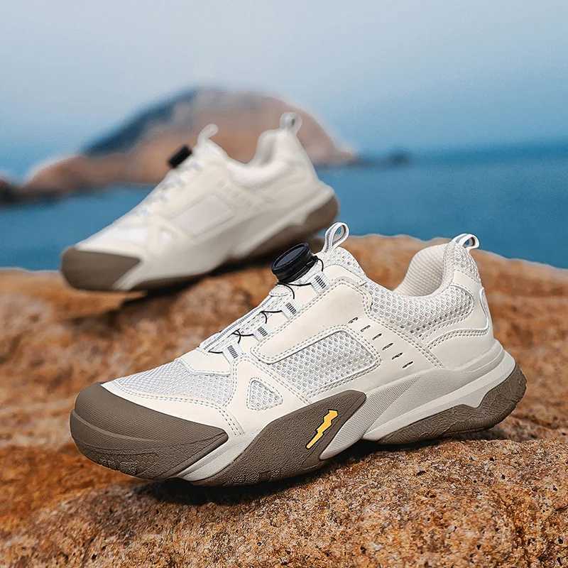 2025 New Men Lightweight Sneakers Nonslip Outdoor Sneakers Fashion Genuine Leather Shoes Comfy Casual Walking Driving Flats J251007