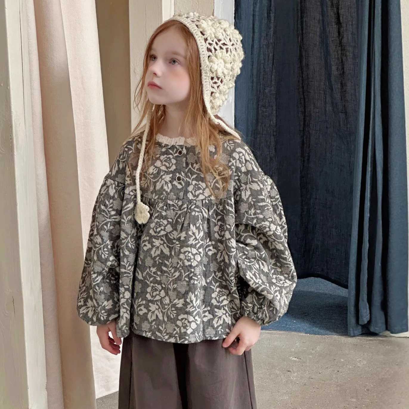 Autumn Children Girls Blouse Cotton Floral Printed Infant Babys Girls Tshirt Loose Round Collar Toddler Kids Girls Long Sleeves C251007