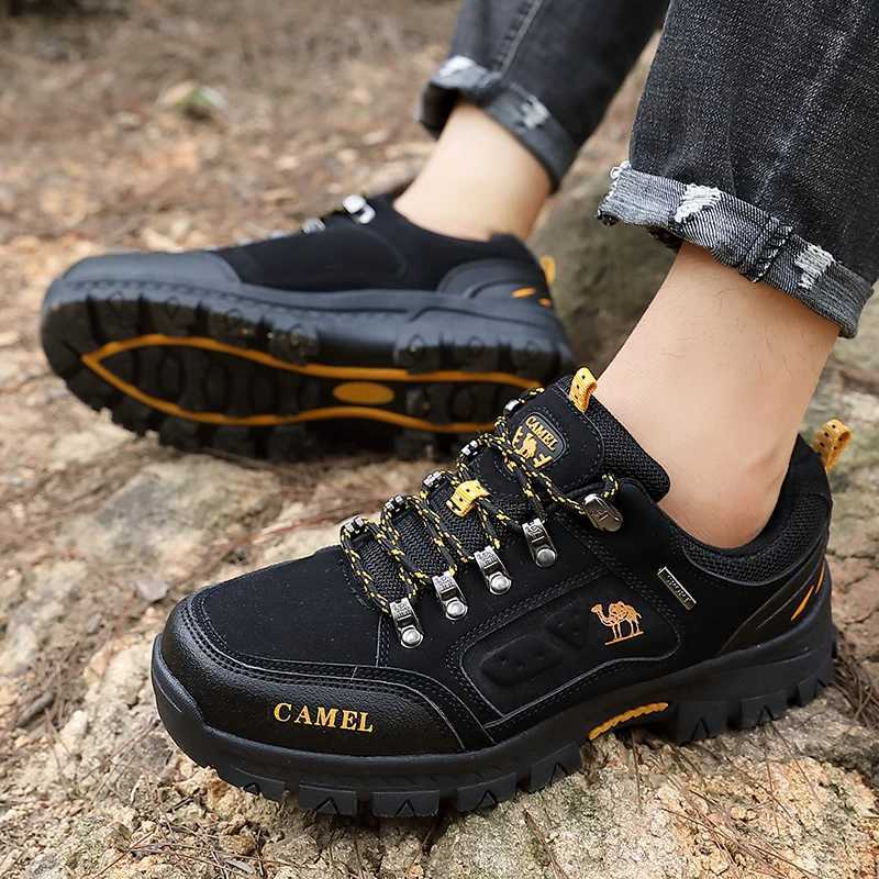 2025 Brand Black Hiking Shoes Men Outdoor Climbing Trekking Sneakers for Men NonSlip Mountaineering Shoes Man Walking Sneaker J251007