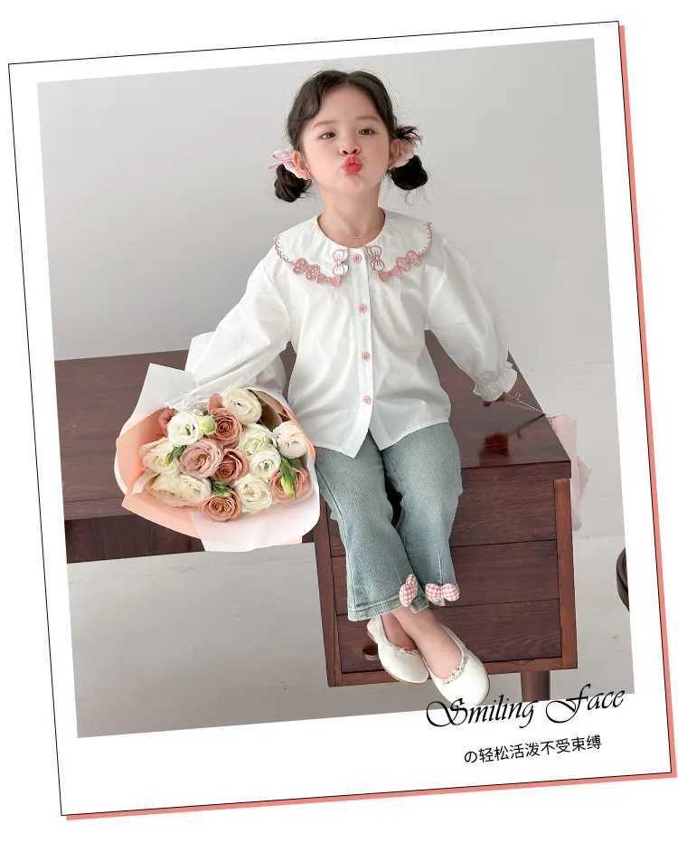 Girls White Shirt Spring and Autumn 2025 New Foreign Fashion Childrens Spring Shirt Baby Girl Long Sleeve Top C251007