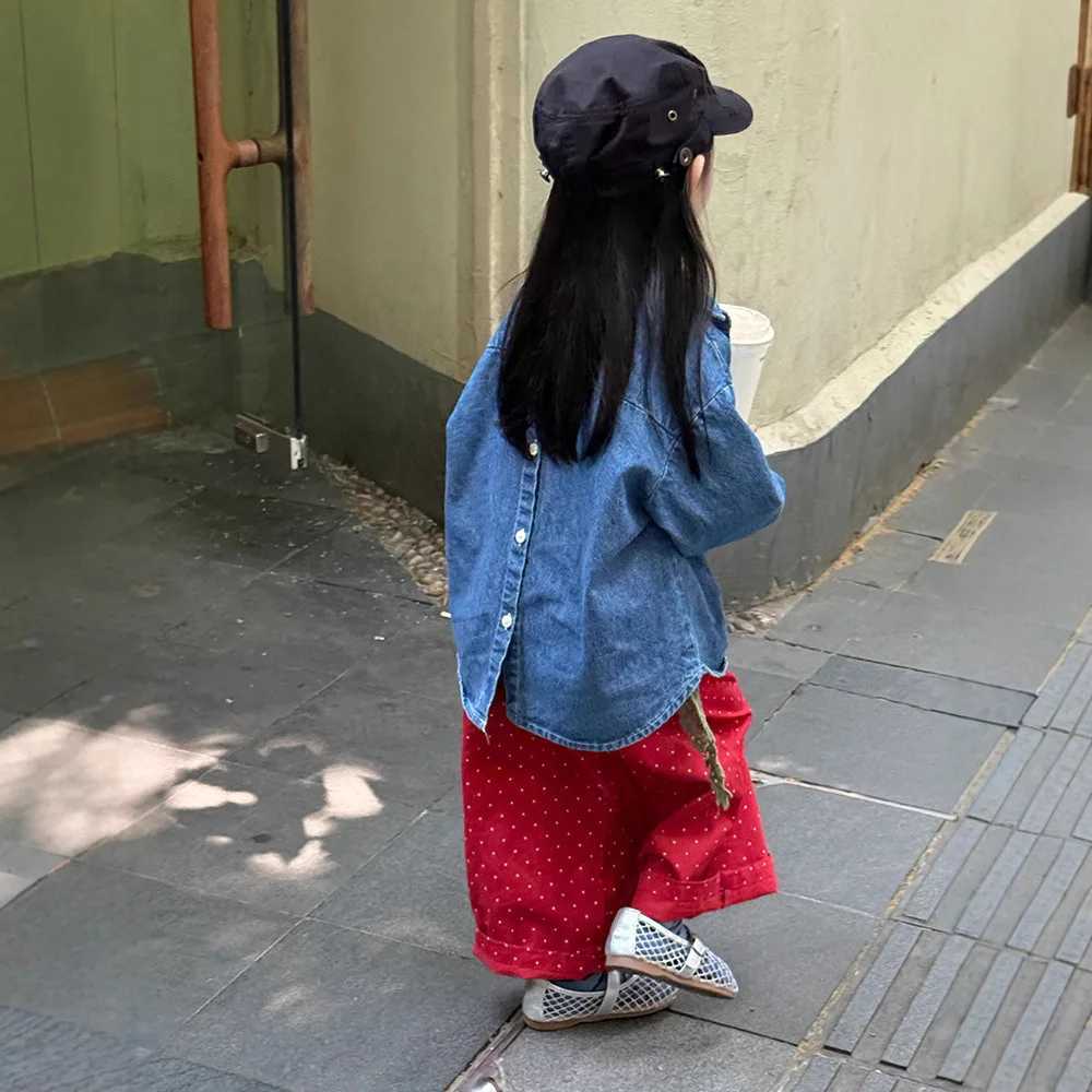 2025 Autumn New Boys and Girls Korean Version Casual Childrens Denim Shirt Jacket Loose Button Jacket Denim Shirt C251007