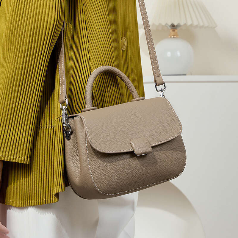 Luxury bag Handbag New Versatile Crossbody Genuine Leather Women s High end Single Shoulder Small Saddle Bag