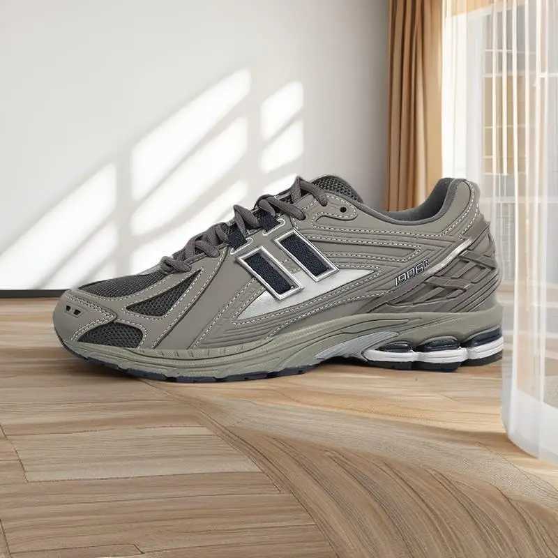 KneeHigh BootsStable support sports shoes structural design safe for sports J251007