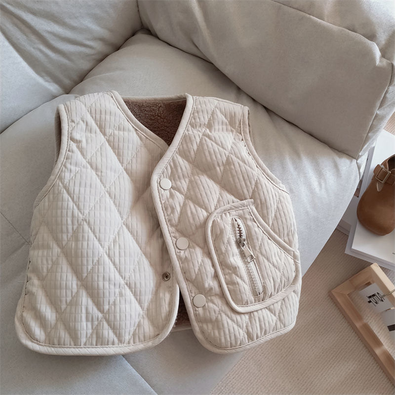 Luxury Winter 2025 Cozy Kids Vest, Premium Sherpa Lining for Maximum Warmth, Boys & Girls Sleeveless Jacket for All-Day Comfort Free Shipping