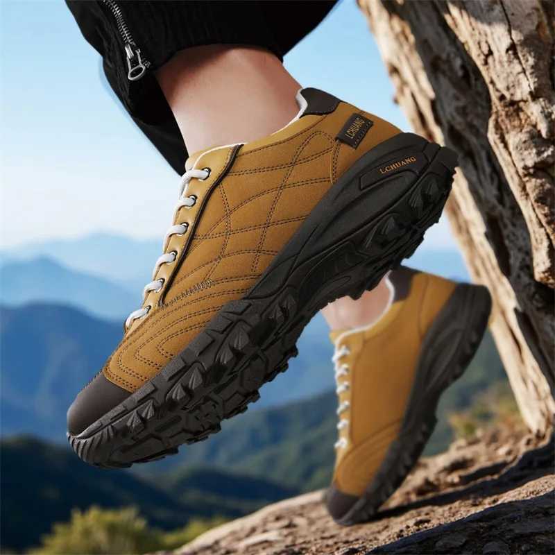 Casual Sneakers Men Designer Shoes Non Slip Ankle Strap Anti Slip Hiking Shoes Durable Outdoor Adventure Hiking Shoes Barefoot J251007