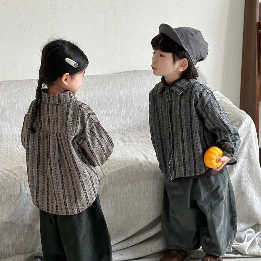 Shirt 2025 Autumn and Winter New Childrens Clothing Korean Style Boys and Girls Frown Vertical Longsleeved Shirt Casual C251007
