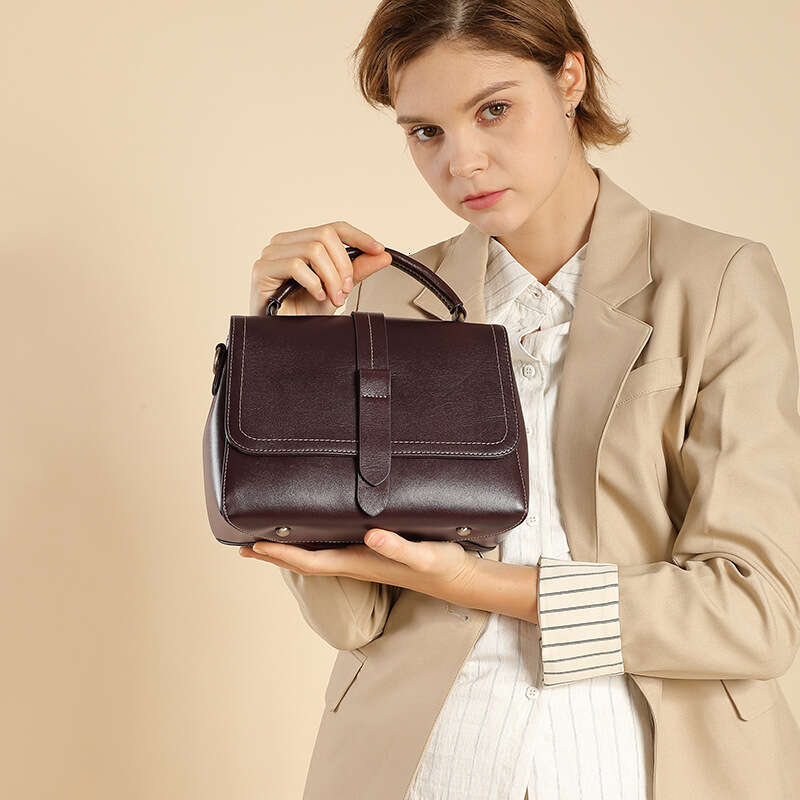 Luxury bag Winter New Fashion Top Layer Cowhide Vegetable Tanned Leather Handbag Shoulder Crossbody Women s Bag Large Capacity Versatile