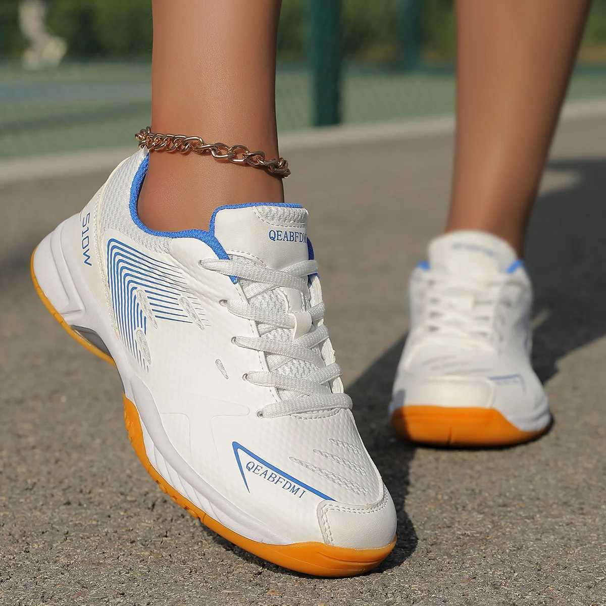 Badminton Shoes for All Seasons Breathable NonSlip WearResistant Professional Training Sports Shoes for Men and Women Handball Tennis Volleyball Shoes