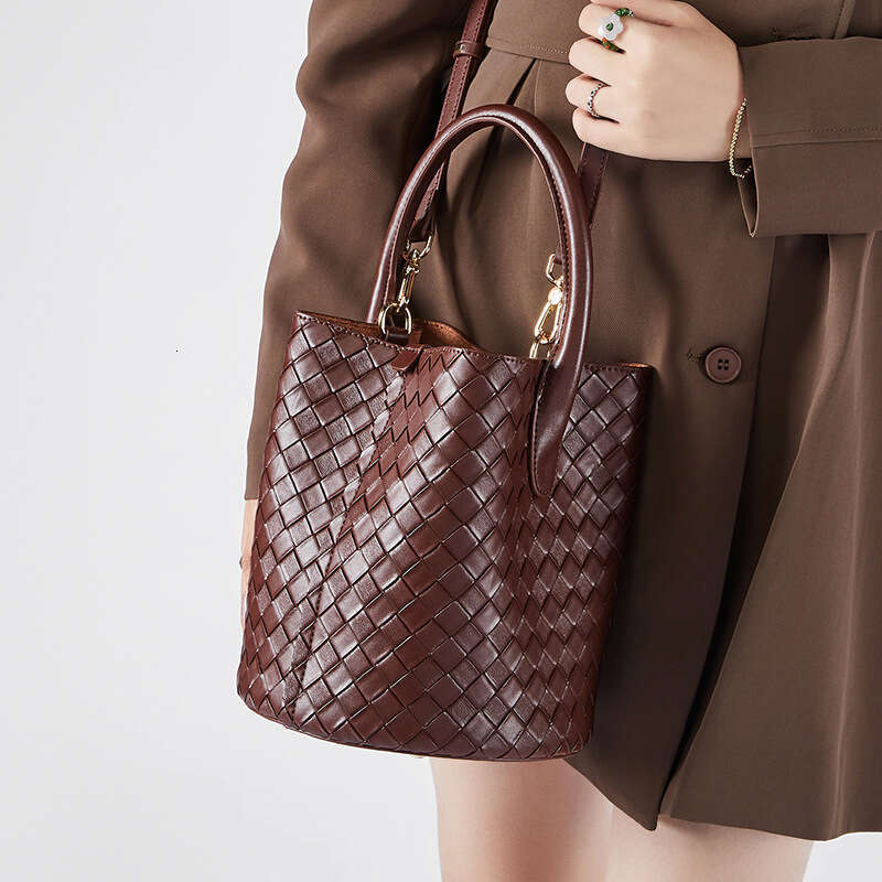 Luxury bag High End Feel New Women s Genuine Leather Handbag Versatile Woven Bucket Shoulder Crossbody Bag for