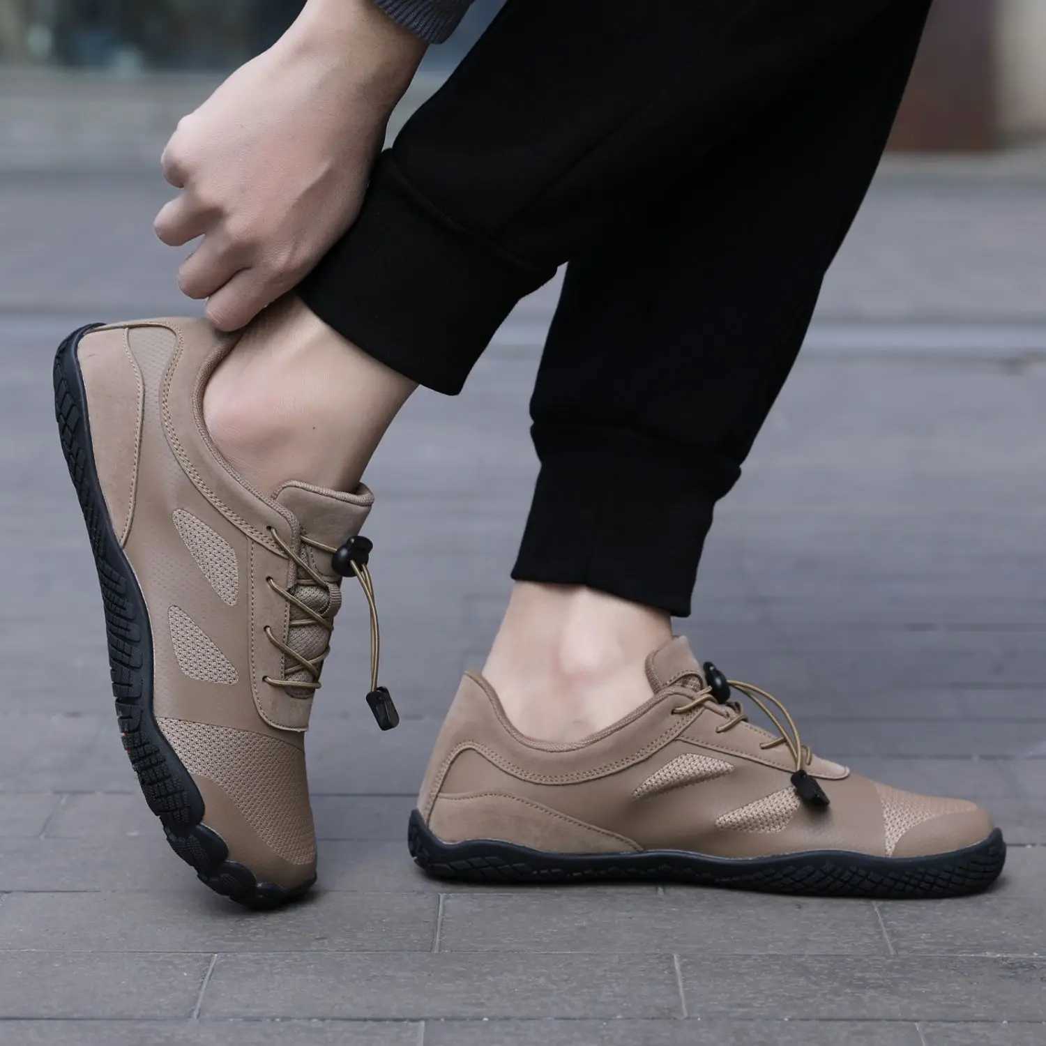 Outdoor Breathable Mesh Upper Mens Casual Sneakers Light Trend 2025 Cheap Liquidation Unisex Hiking Trekking Male Sports Shoes J251007