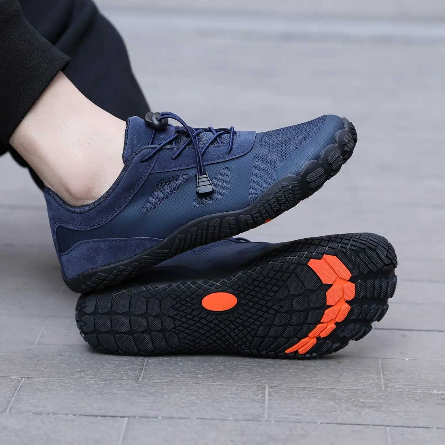 Outdoor Breathable Mesh Upper Mens Casual Sneakers Light Trend 2025 Cheap Liquidation Unisex Hiking Trekking Male Sports Shoes J251007