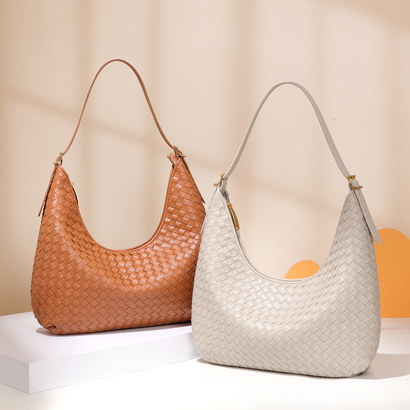 Women's New Minimalist Woven Underarm Crescent Commuter Shoulder Tote Bag