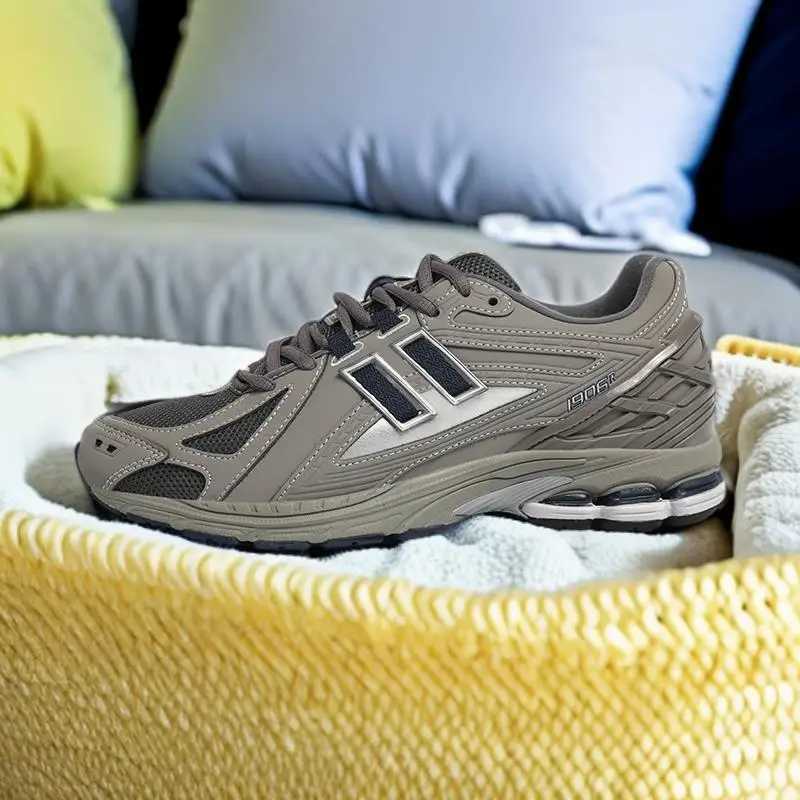 KneeHigh BootsStable support sports shoes structural design safe for sports J251007