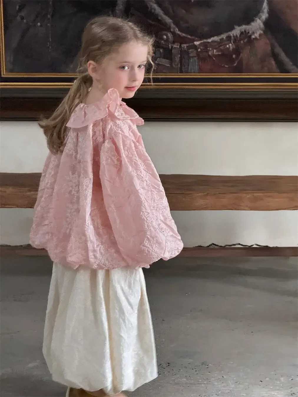 Girls Shirt 2025 Spring and Summer New Korean Solid Color Fashion Embroidery Collar Lantern Sleeve Doll Shirt C251007