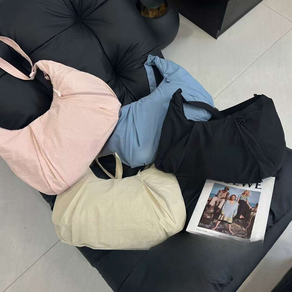 New Large Capacity Women's Spring Tote Casual Fashion Daily Shoulder Crossbody Bag B5