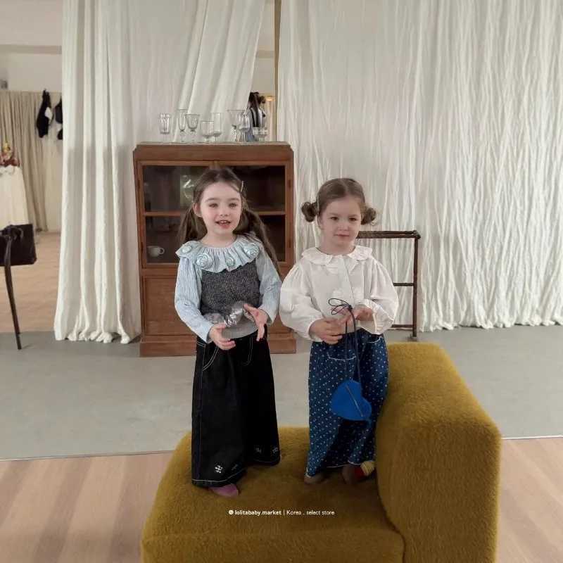 New Doll Collar Shirt Korean Version Childrens Clothing 2025 Autumn Girls Cotton Soft and Stylish Long Sleeved Shirt C251007