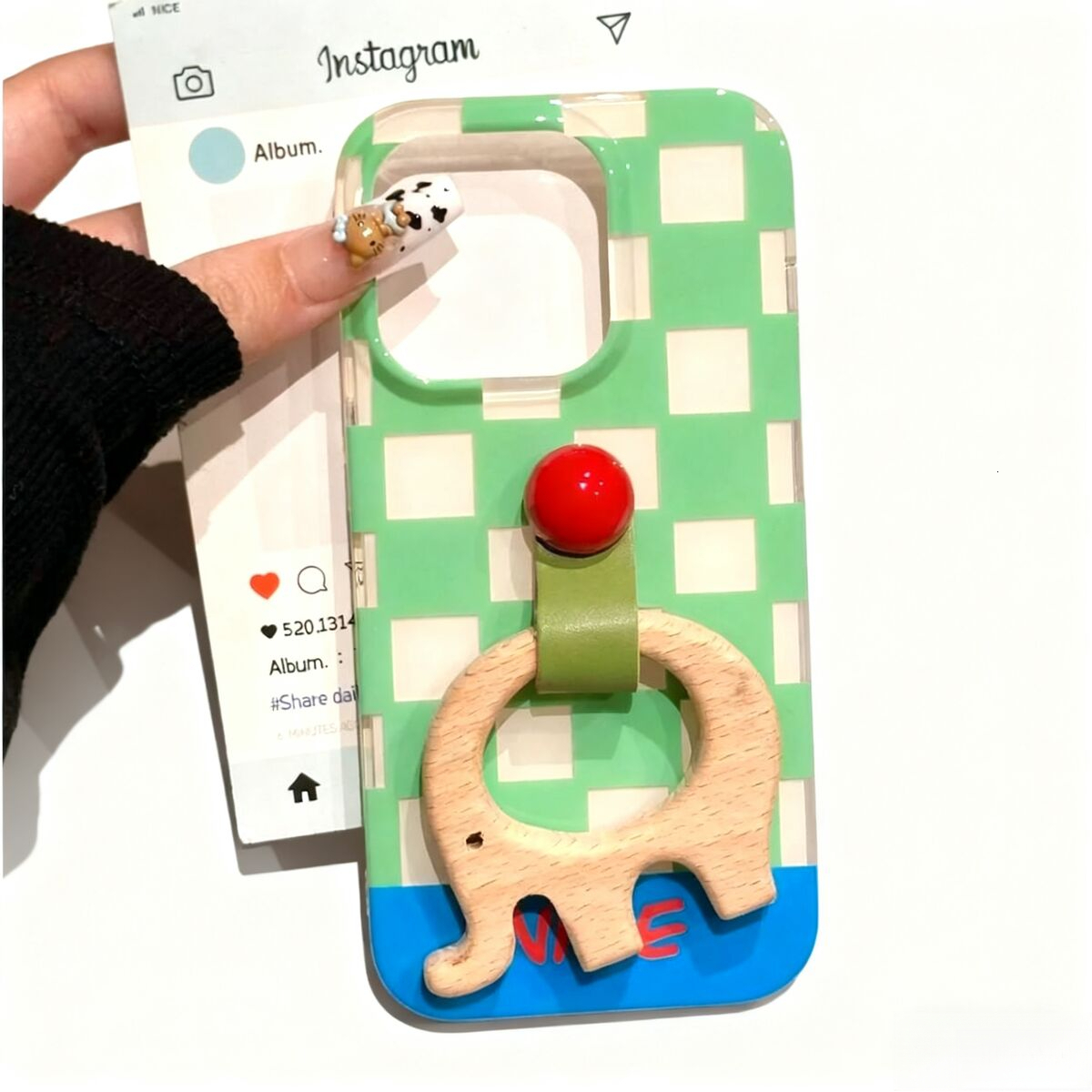 for iPhone 17 Pro Cover Protective Anti Slip Wooden Plaid Trojan Elephant Grip Cute Design Leather Touch Shockproof Case for iPhone Phone Case