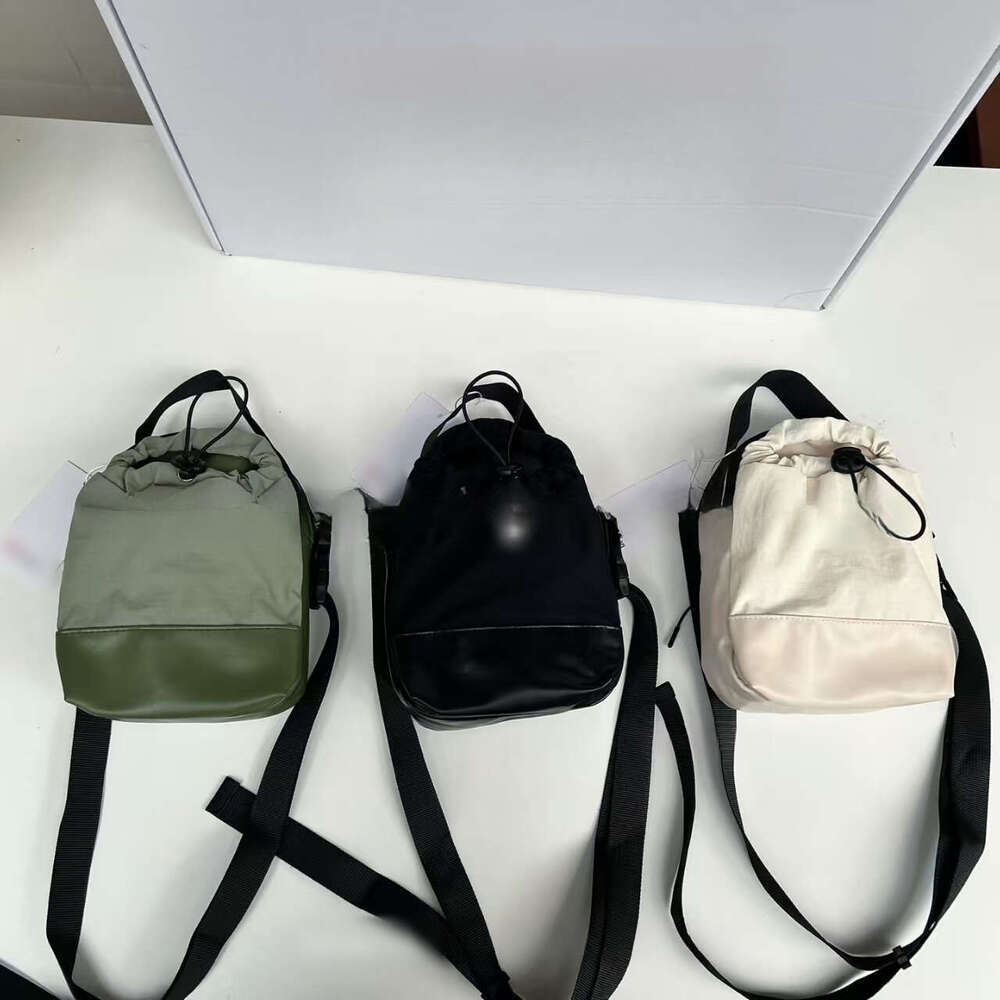 Egg Drawstring Bucket Women's New Simple Casual Shoulder Niche Crossbody Bag B5