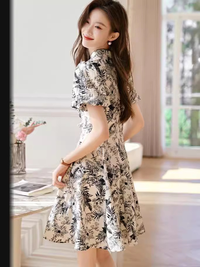 X107Dress women's summer 2025 new style belly-covering slimming slightly fat casual straight skirt