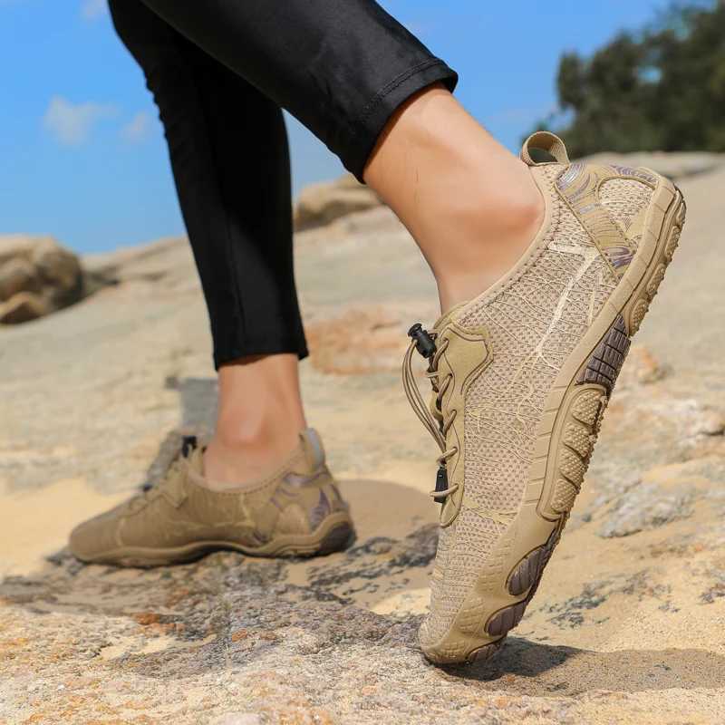 Mens And Womens Upstream Shoes Lightweight Amphibious Shoes Breathable Drainage Stream Hiking Shoes Quickdrying Beach Shoes J251007