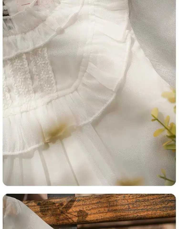 New Girls Long sleeved Shirt Versatile Bottom Autumn Korean Edition Childrens Cute Bubble Sleeves Chiffon Shirt C2510071