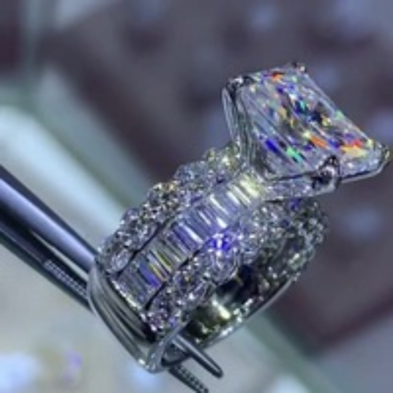 Fashionable Sparkling Zircon Ring Wedding Engagement Crystal Ring Men Women Wedding Ring 6 Style Selection US6-10 25107