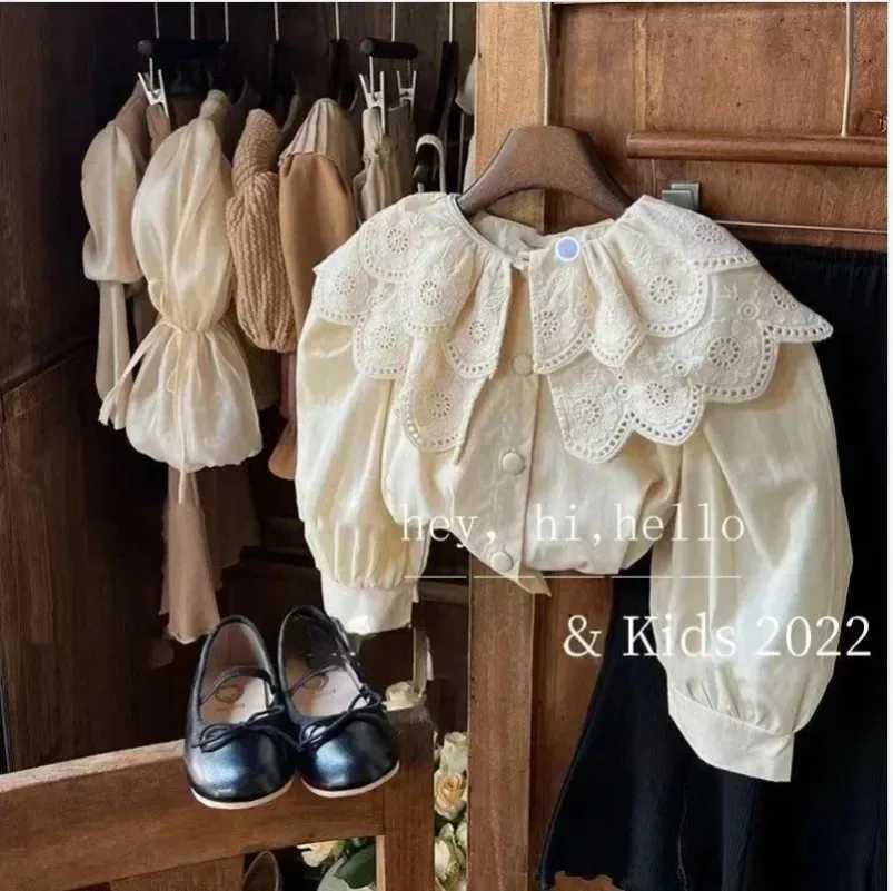 Spring and Autumn Girls Retro Foreigner Lace Shirt Childrens 2024 Fashion Solid Color Long Sleeve Top Baby Shirt C251007