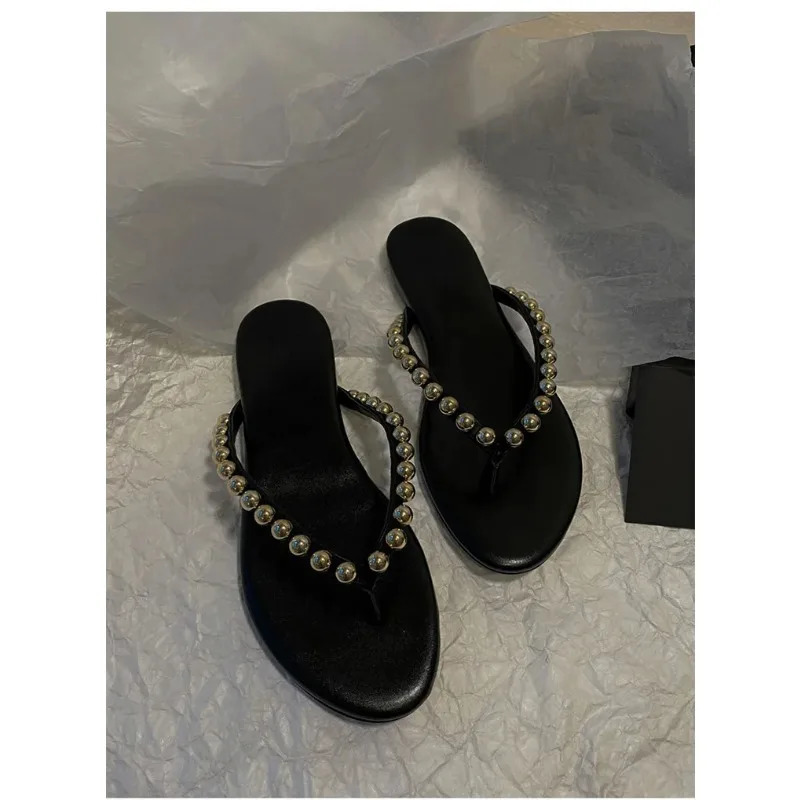 Women Slippers Roman Low Heel Woman Sandalias Pearl Studs Flat Bottom Flip Flops Summer Fashion Beach Shoes Women Sexy Shoes 250923