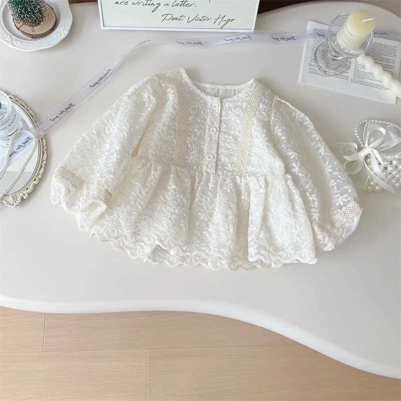 Baby Girls Blouses Lace Embroidered Floral Lantern Sleeves Swing Doll Shirt Top 2025 Spring New Korean Style Girls Shirts Dress C251007