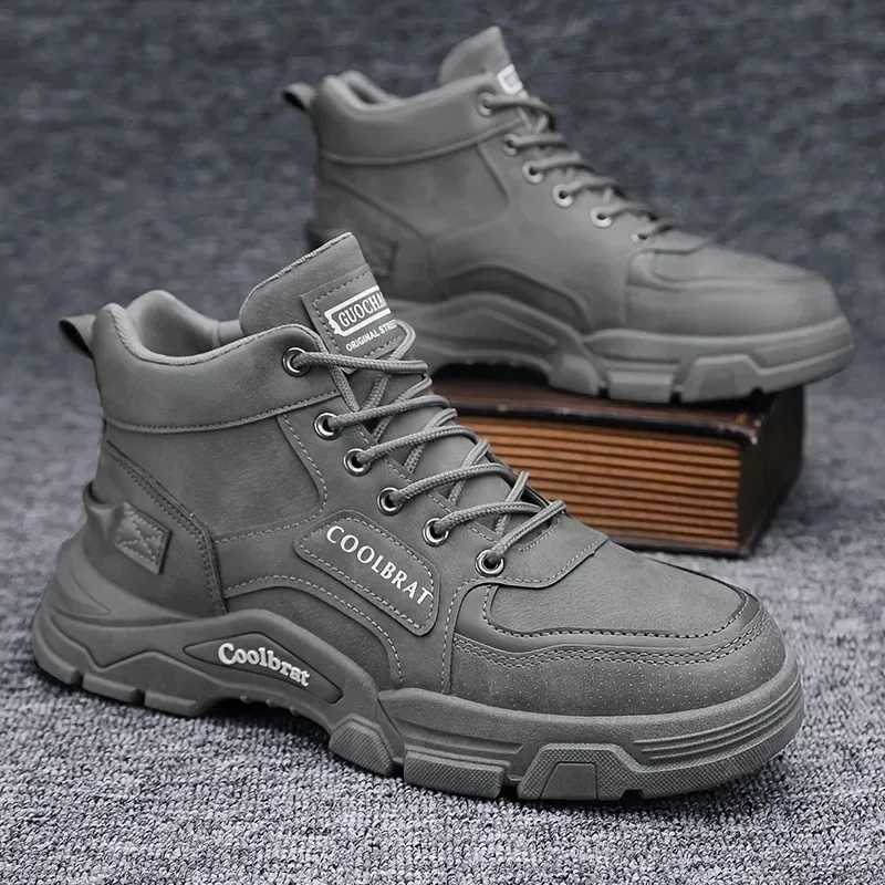 Spring and Autumn Mens Shoes New Trendy and Versatile Thick Soled Workwear Shoes Fashionable Anti Slip High Top Boots J251007