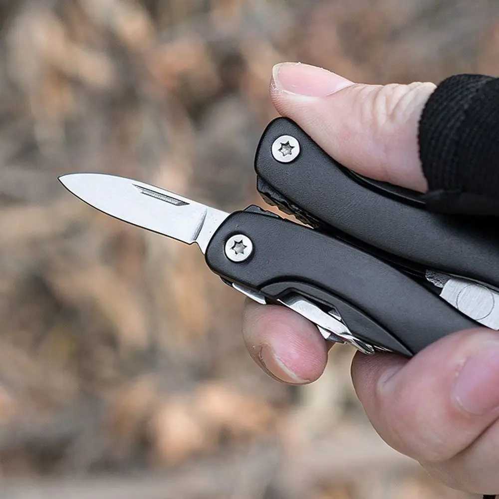 Stainless Steel Folding Pliers Mini Bottle Opener Combination Plier 12in1 Scissor Cutters Hand Tools Outdoor Camping Gears Kit J251121