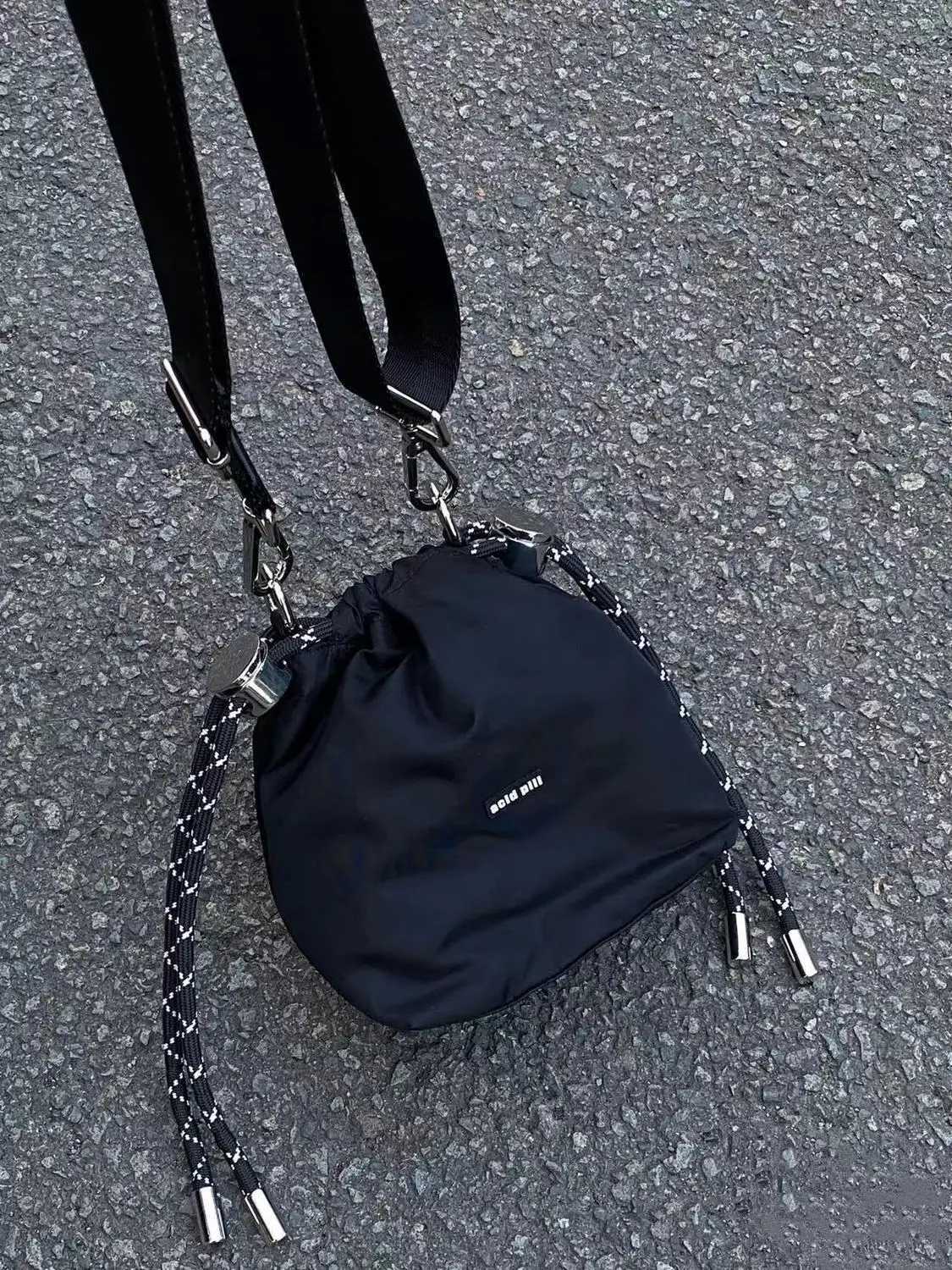 LEFTSIDE 2024 Spring Casual silk fabrics Design Women Handbags and Purses Trend Simple Fashion Black drawstring Crossbody BagsT251007