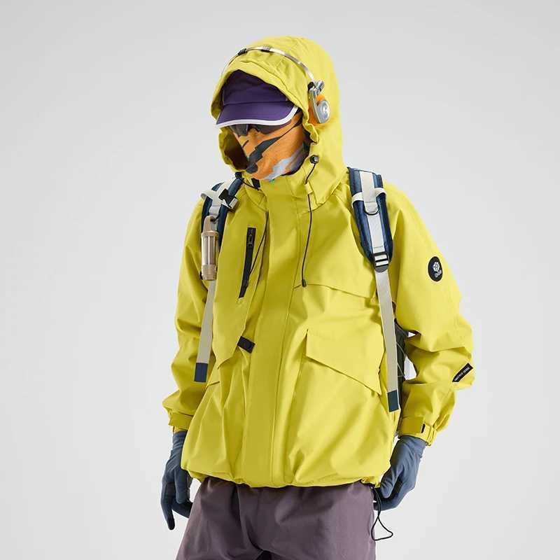 New Mens Mountaineering Jacket Windproof Waterproof Hiking Jackets for Men Fashion Hip Hop Design Casual Oversize Outdoors Coat J251008