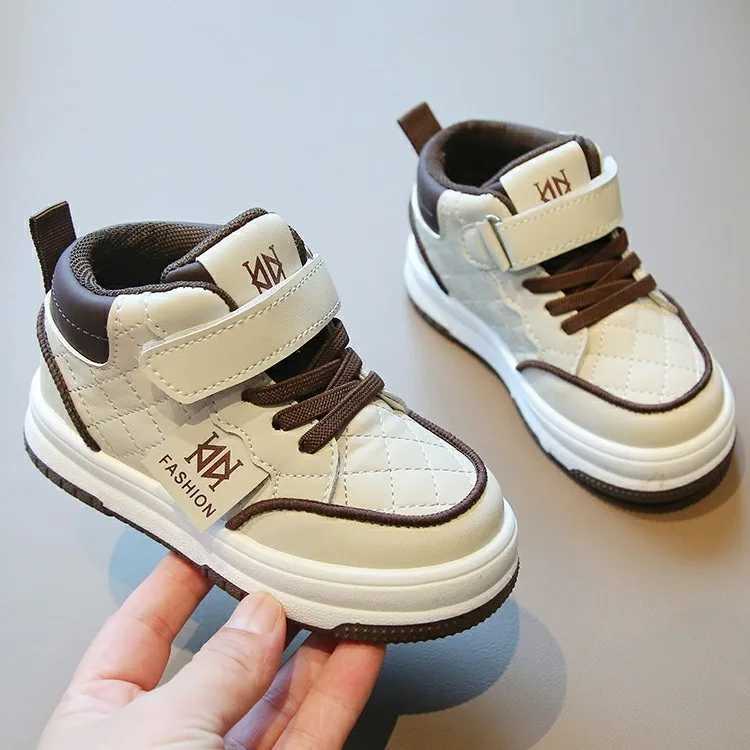 2025 new childrens high top sports with leather surface baby spring and autumn casual shoes C260130
