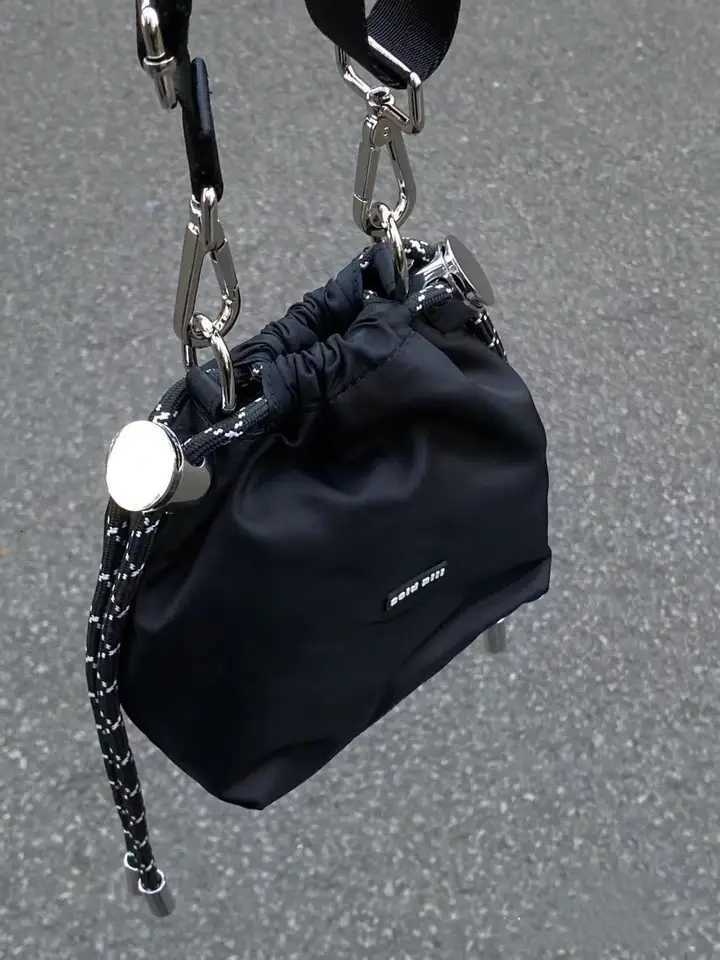 LEFTSIDE 2024 Spring Casual silk fabrics Design Women Handbags and Purses Trend Simple Fashion Black drawstring Crossbody BagsT251007