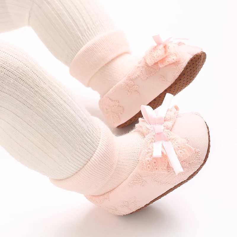 Autumn Winter Newborn Baby And Shoes Set 018M Cute Lace Border Decoration Bow Design Soft Cotton Footwear for Infants C251008