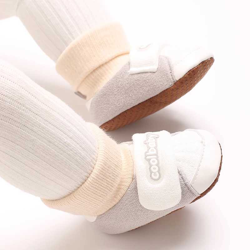 Cute Cartoon Baby Bear Shoes for Boys and Girls Soft Cotton Anti Slip Monochromatic Newborn Walking New Winter C251008