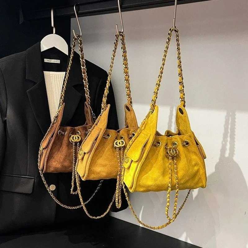 Designer Famous Designer Shoder Bag For Wen Elegant Leather Luxury Brand With Mtiple Functial Pockets Y251120