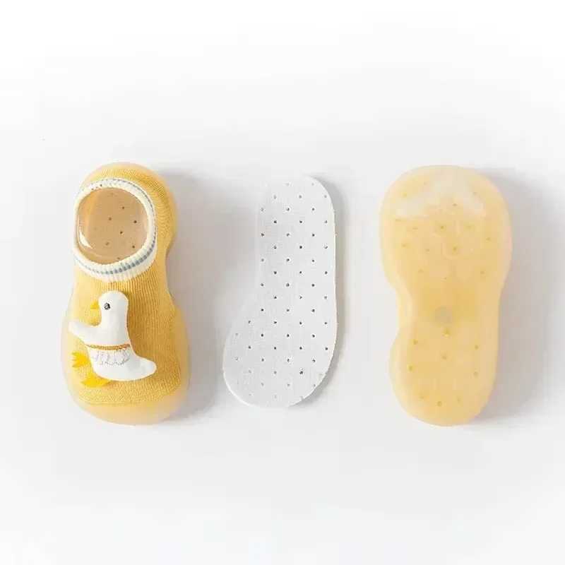 Classic STYle Spring Summer Indoor Breathable Baby Shoes Boy Baby Girl Toddler Shoes Baby Toddler Shoes Baby Soft Bottom C251008