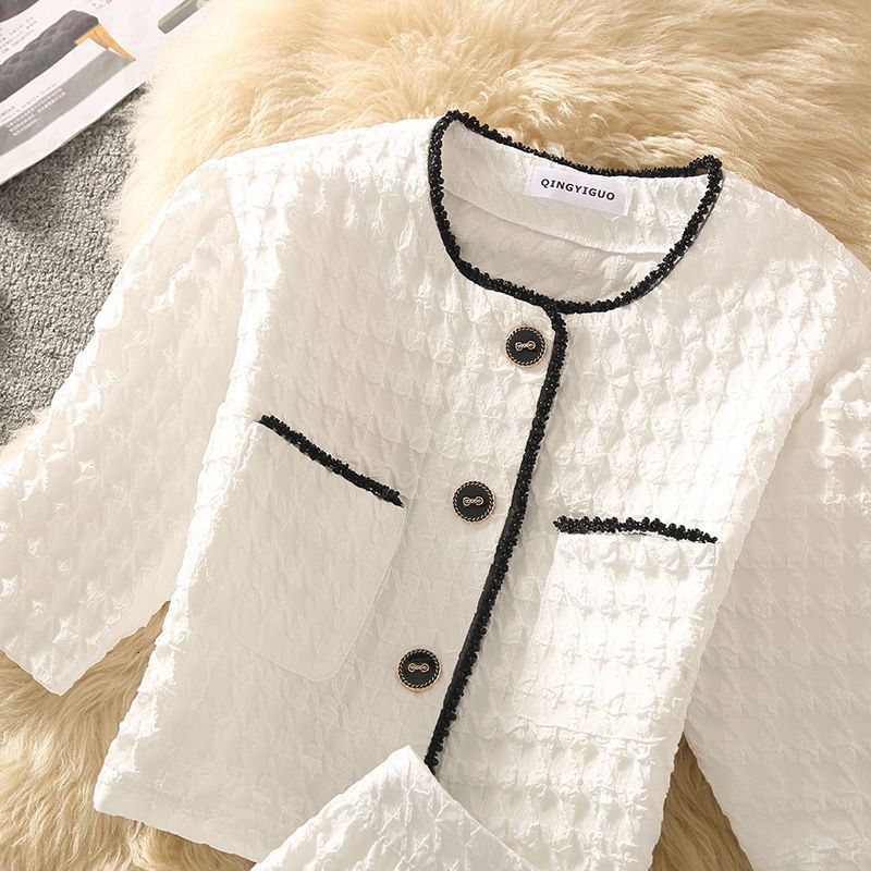 Women's Knits Tees Spring Summer Fashion Small Cute Elegant Sweet Skirt Suit Long Sleeved Short Coat Top A-line 2-piece Set 221117