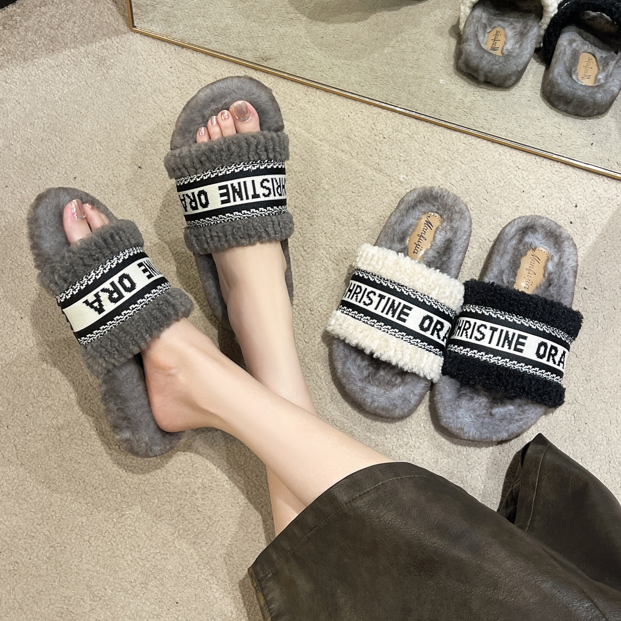 Free shipping designer slippers for womens flat slippers black grey beige Winter new fashionable and versatile flat slippers