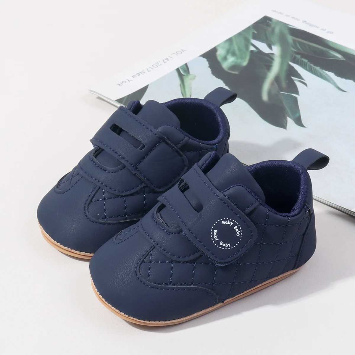 Spring And Autumn Baby Boys And Girls First Walking Toddler Shoes With PU Leather and TPR Sole C251008