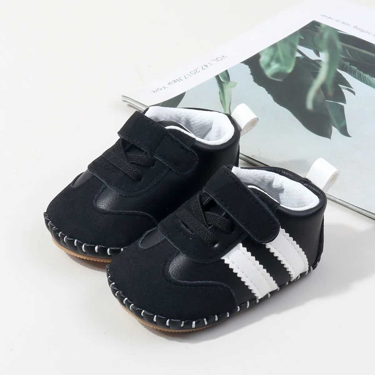 Spring and Autumn 2025 New Style SoftSoled Baby Shoes for Boys and Girls 01 Years Old AntiSlip Breathable Single Shoes C251008