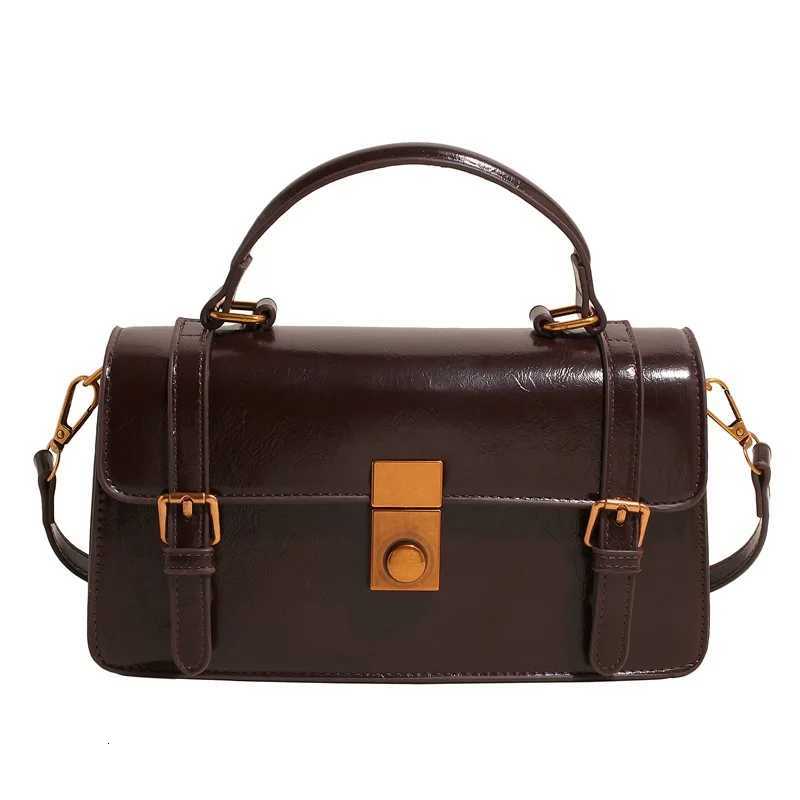 Designer New 2025 Wens Handbag High Grade Single Shoder Color Ctrast Square Bag All Mah Simple Crossbody Style Y251120