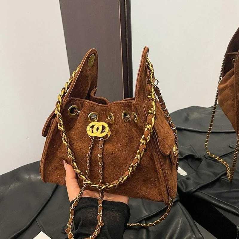 Designer Famous Designer Shoder Bag For Wen Elegant Leather Luxury Brand With Mtiple Functial Pockets Y251120