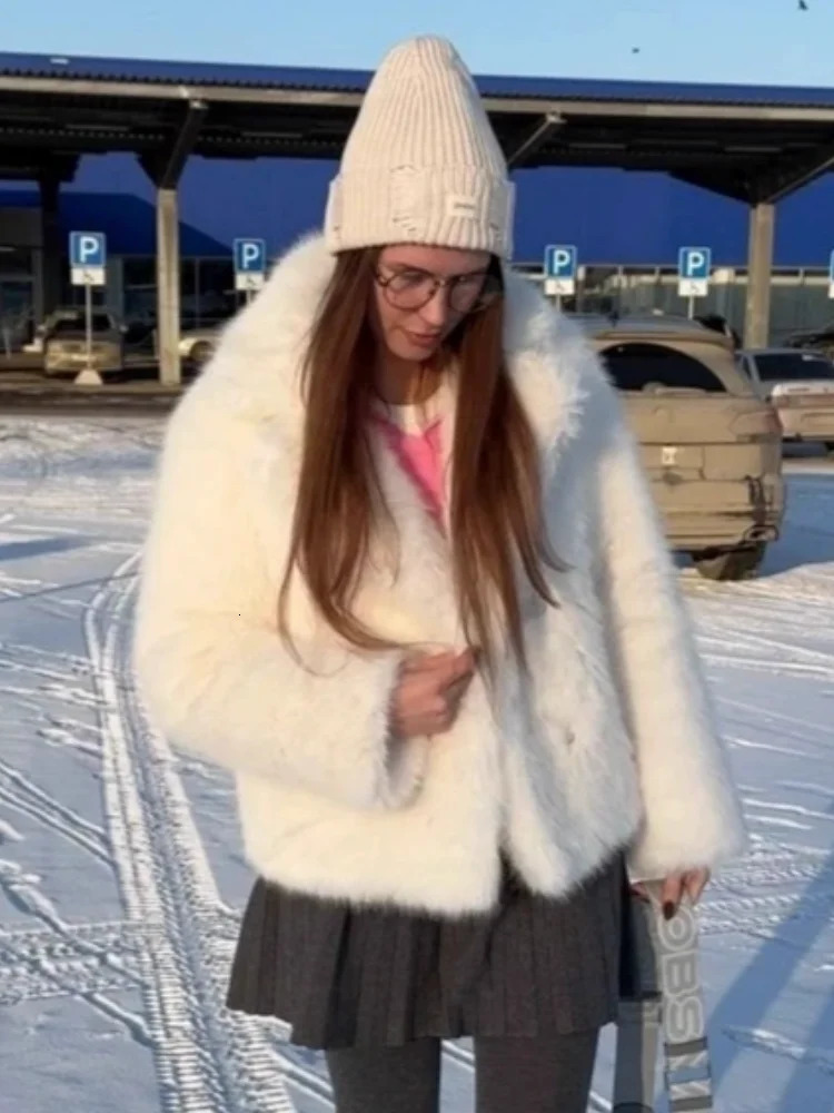 Solid Winter Thicken Faux Fur Coats For Women Warm Long Sleeve Turn Down Collar Chic Loose Jacket Street Tops 251106