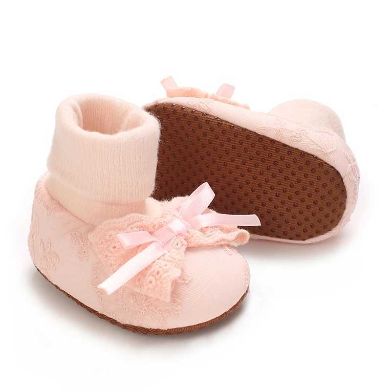 Autumn Winter Newborn Baby And Shoes Set 018M Cute Lace Border Decoration Bow Design Soft Cotton Footwear for Infants C251008